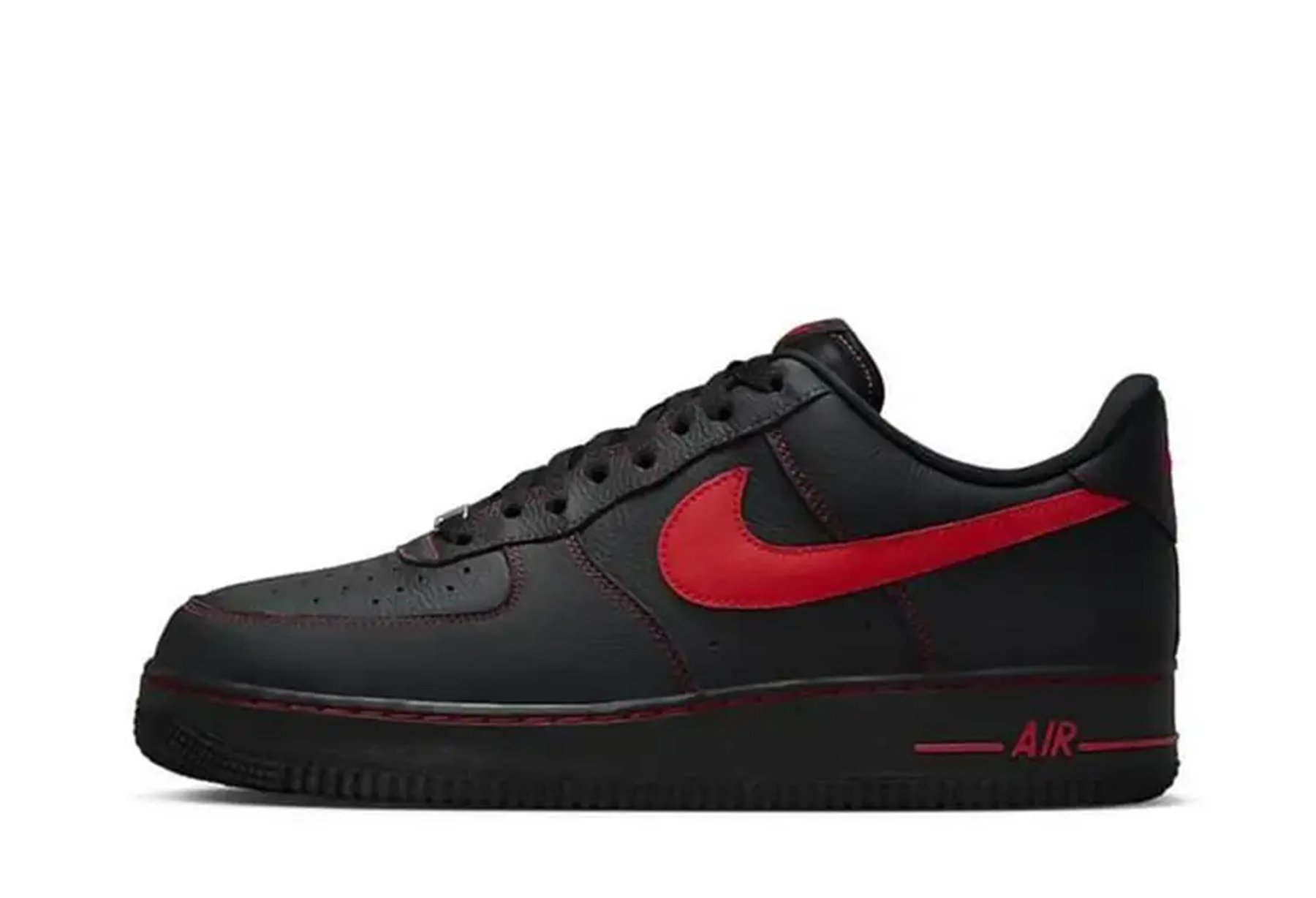Nike Air Force 1 Low 'Bred' (2025) BLACK sneaker – authenticated on KLEKT
