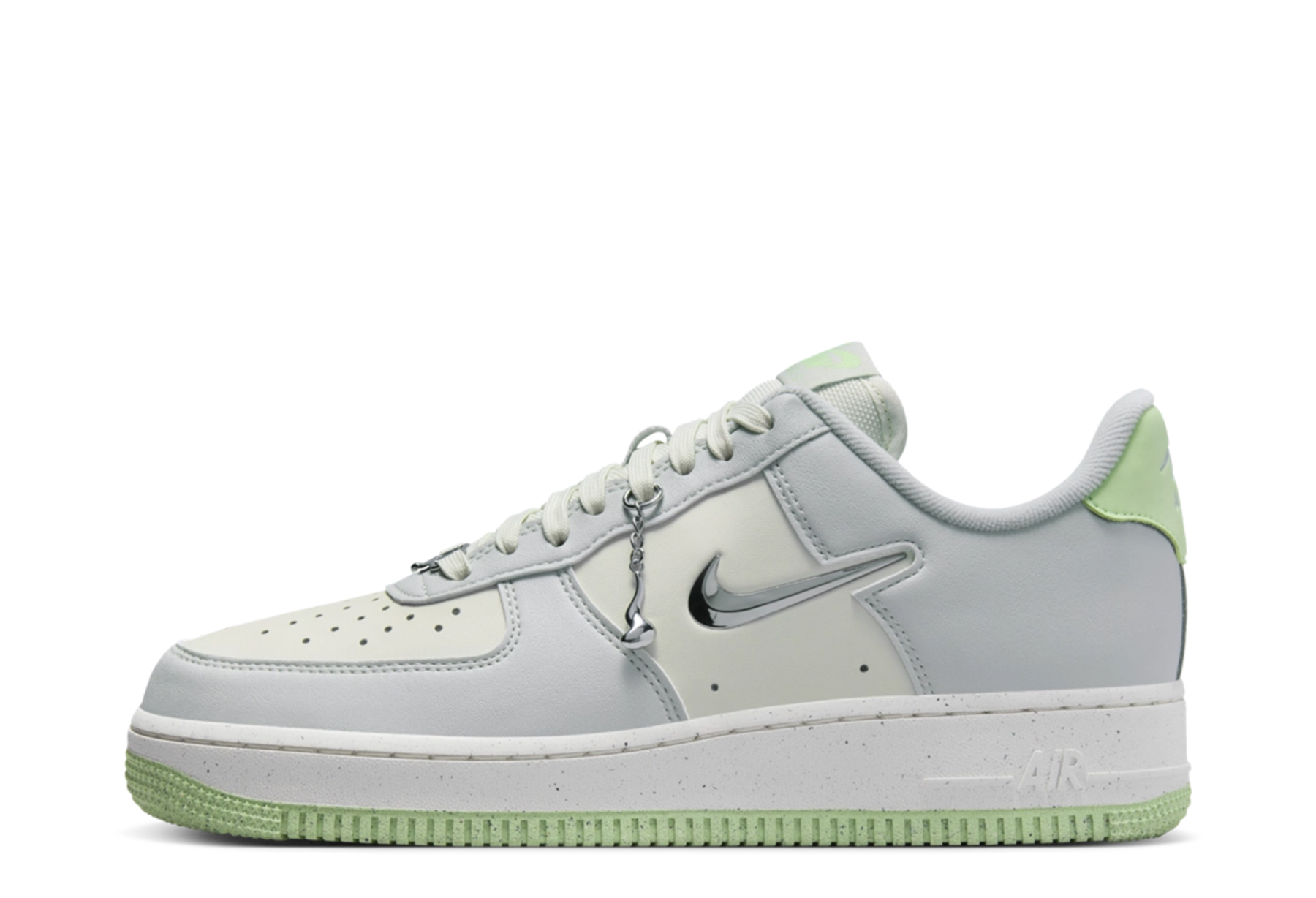 Nike Air Force 1 '07 WMNS 'Molten Metal' - Next Nature (2024) Sea Glass/Vapor Green/Light Silver sneaker – authenticated on KLEKT