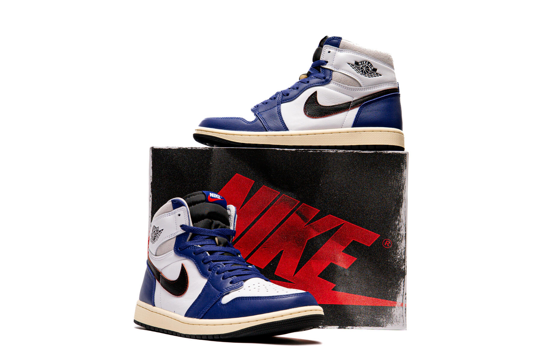 Air Jordan 1 Retro High OG 'Deep Royal Blue' - Rare Air Pack (2025) BLUE/WHITE sneaker – authenticated on KLEKT