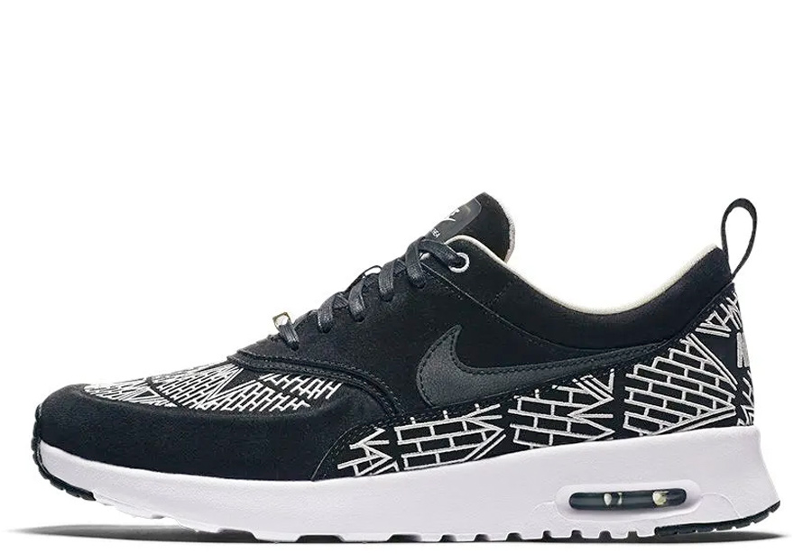 Nike WMNS THEA LOTC QS 'New York City' Black/White sneaker – authenticated on KLEKT