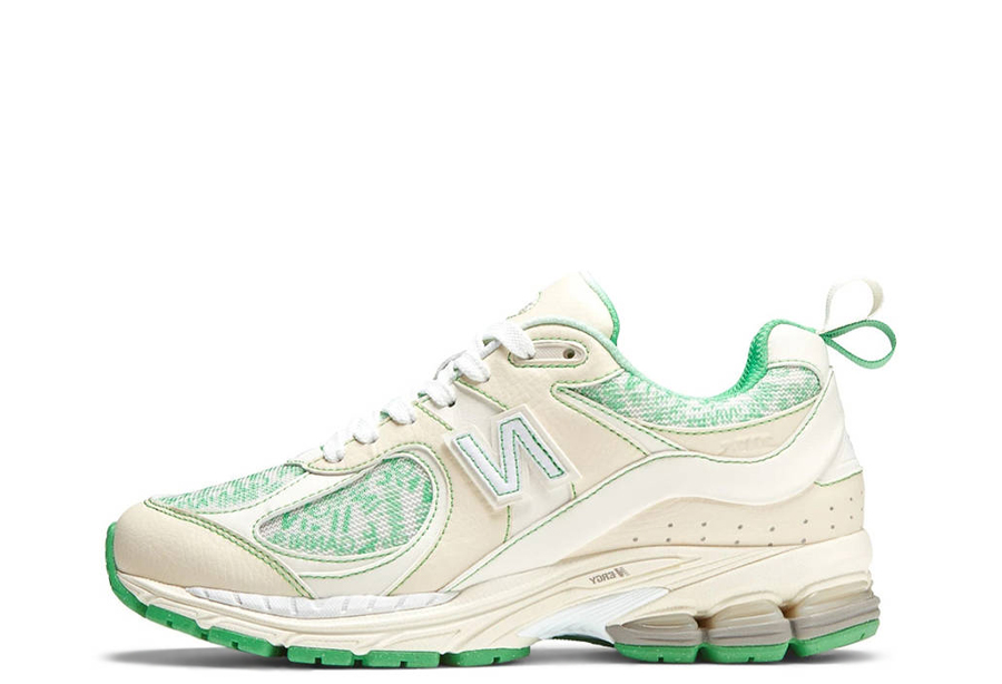 New Balance x GANNI 2002R Cream (2022) cream/green sneaker – authenticated on KLEKT